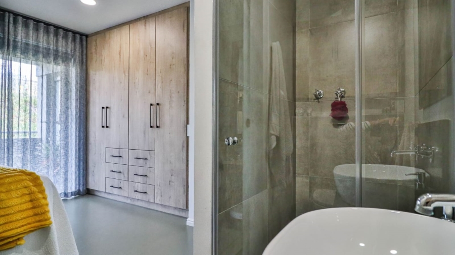 2 Bedroom Property for Sale in Island View Western Cape